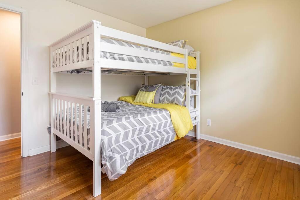 Updated Home Near Fort Jackson Columbia Zewnętrze zdjęcie